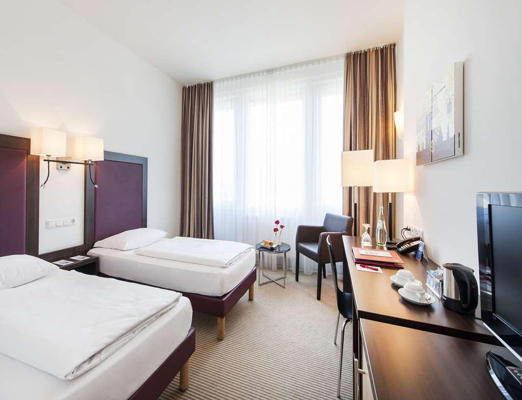 Azimut 3* München